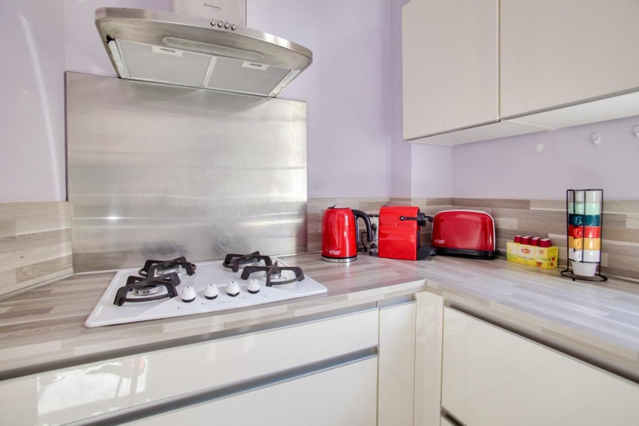 2 Bedrooms Tour Eiffel Rapp Париж Экстерьер фото